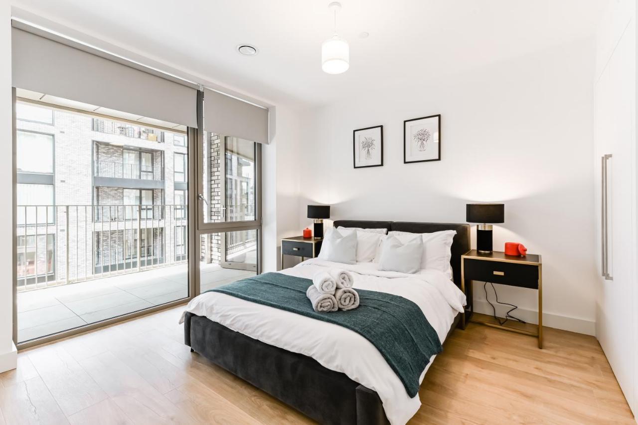 לונדון Khayat Homes - The Owelor - Two Bed מראה חיצוני תמונה